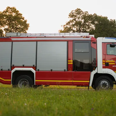 Hilfeleistungslöschfahrzeug 20