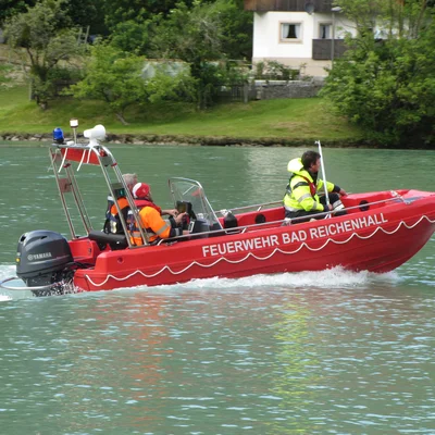 Mehrzweckboot